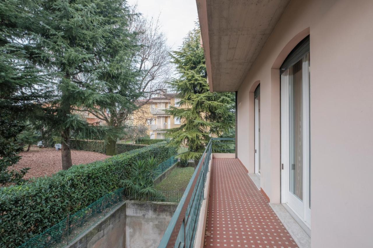 Aura Home Sirmione - 2 Bedrooms Apartment Екстер'єр фото