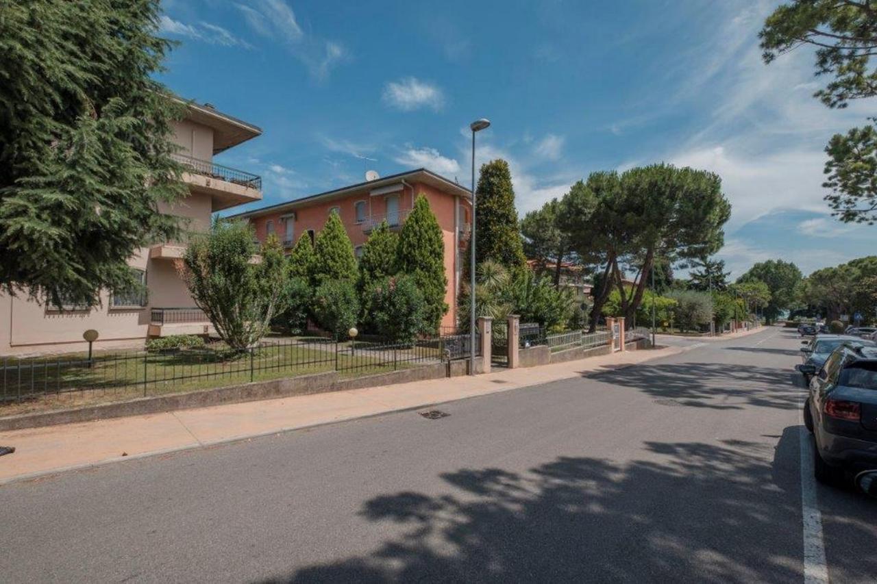 Aura Home Sirmione - 2 Bedrooms Apartment Екстер'єр фото