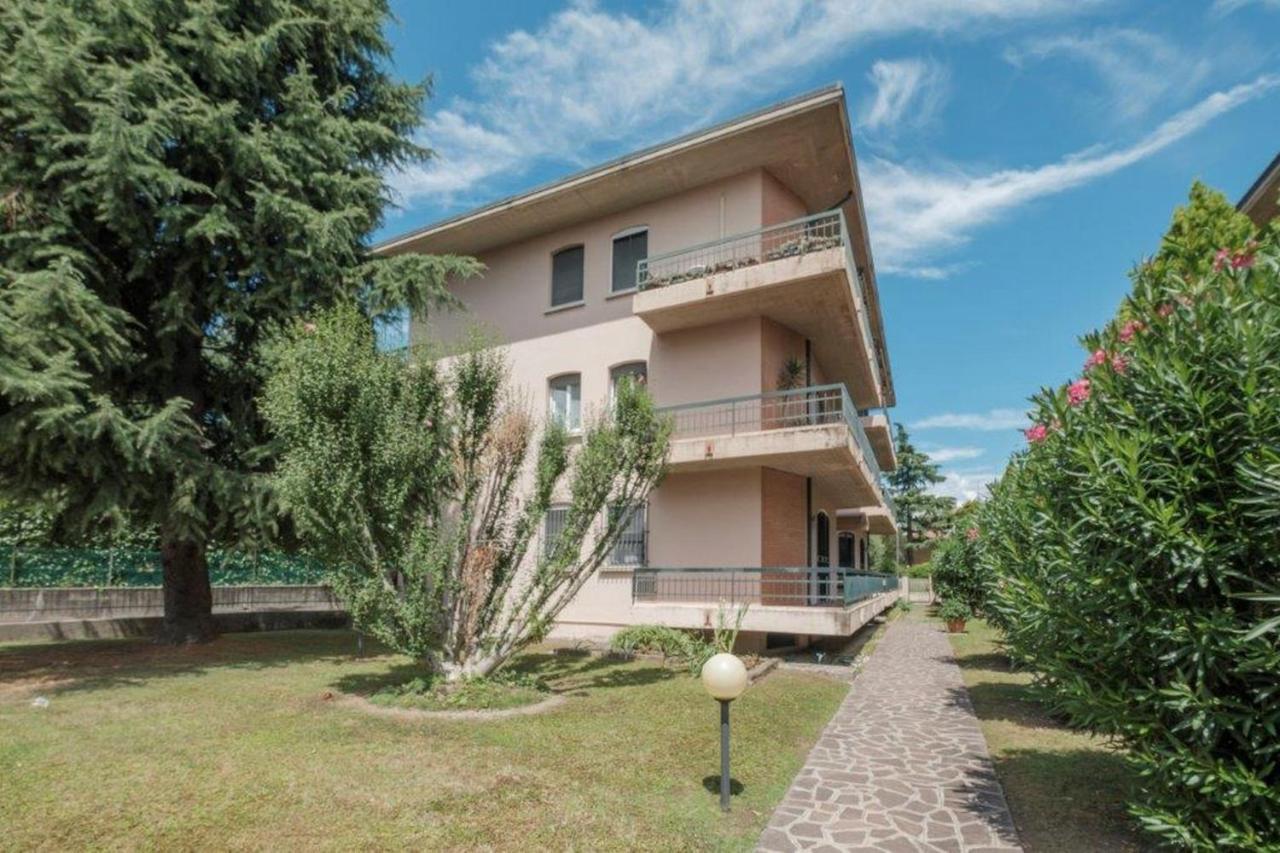 Aura Home Sirmione - 2 Bedrooms Apartment Екстер'єр фото