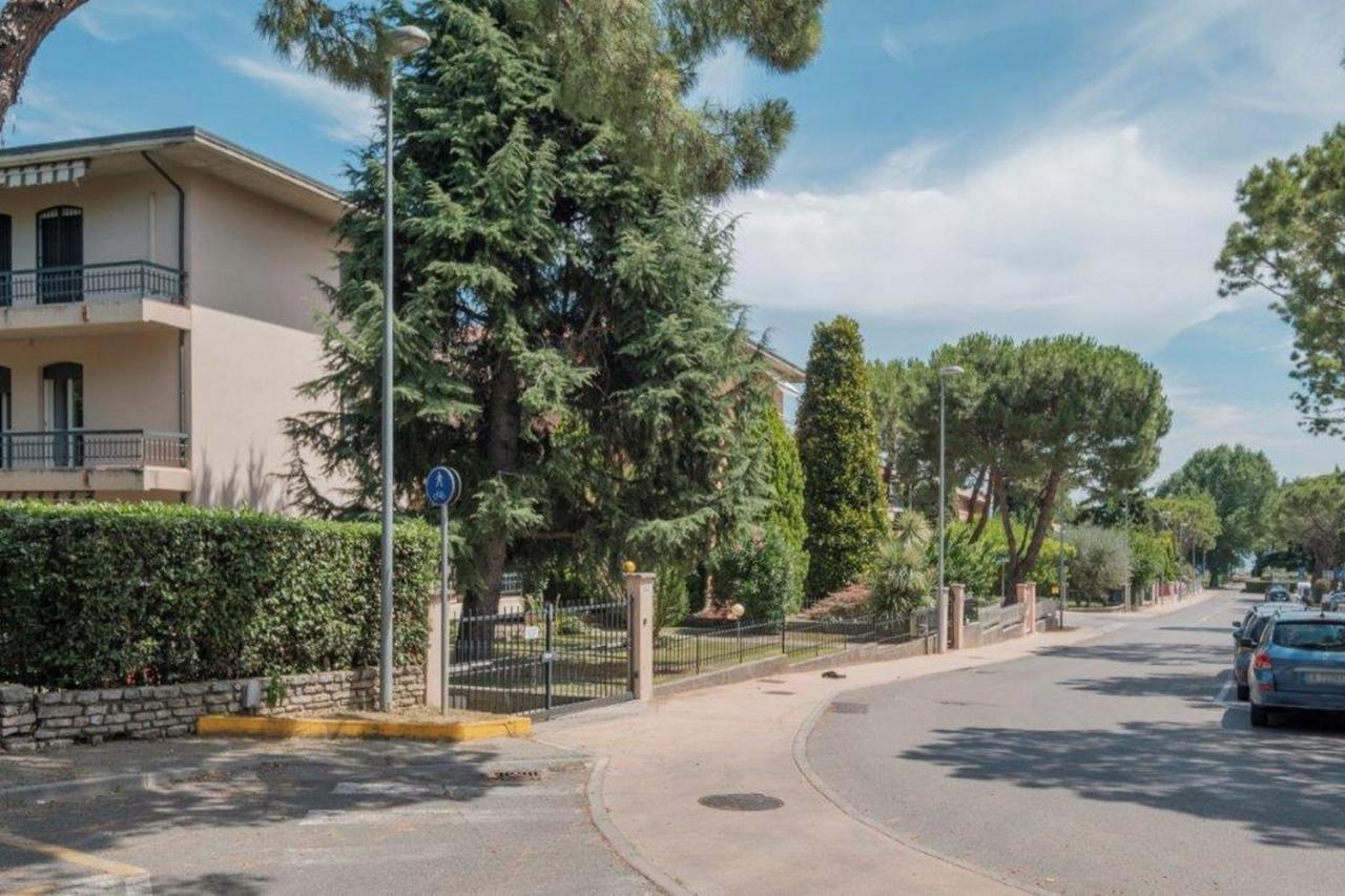 Aura Home Sirmione - 2 Bedrooms Apartment Екстер'єр фото