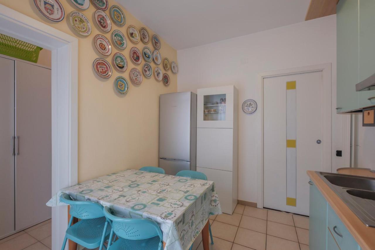 Aura Home Sirmione - 2 Bedrooms Apartment Екстер'єр фото