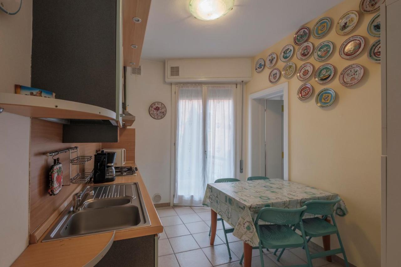Aura Home Sirmione - 2 Bedrooms Apartment Екстер'єр фото