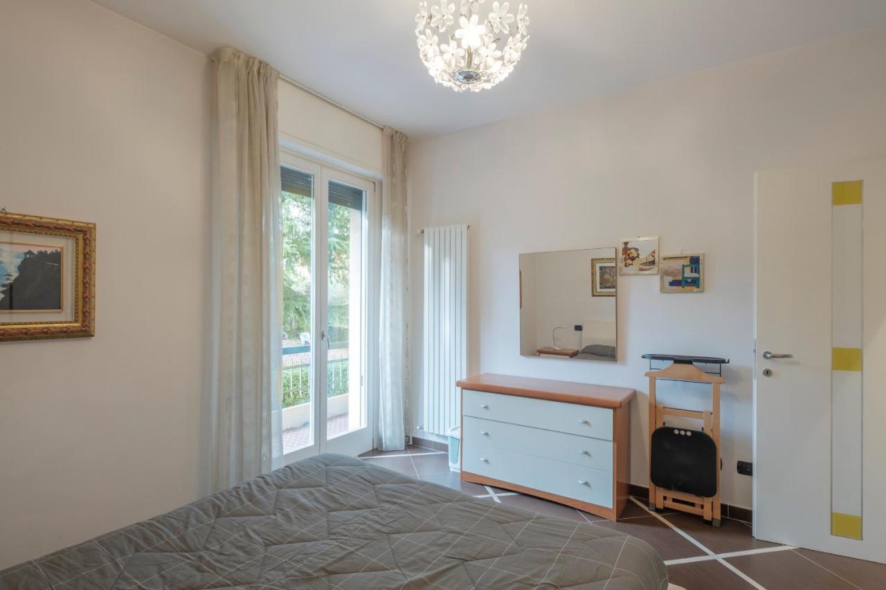 Aura Home Sirmione - 2 Bedrooms Apartment Екстер'єр фото