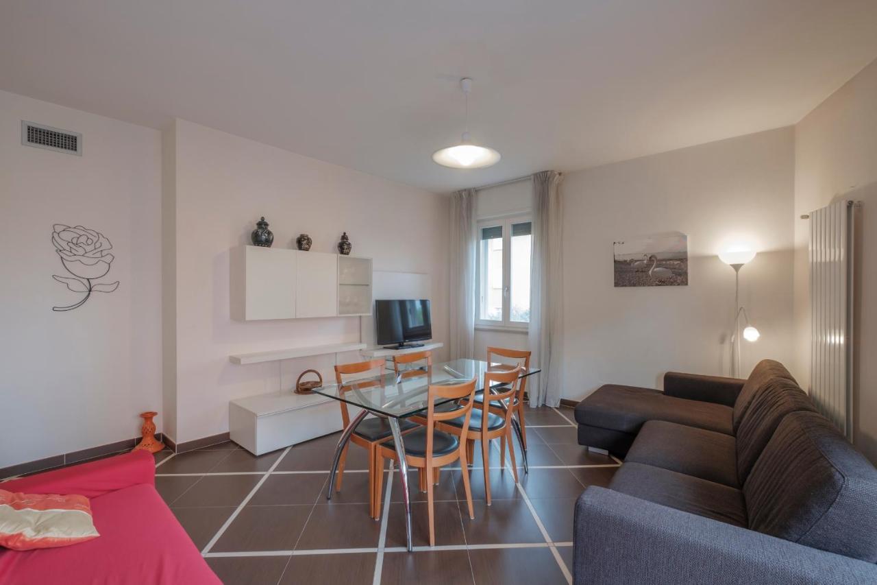 Aura Home Sirmione - 2 Bedrooms Apartment Екстер'єр фото